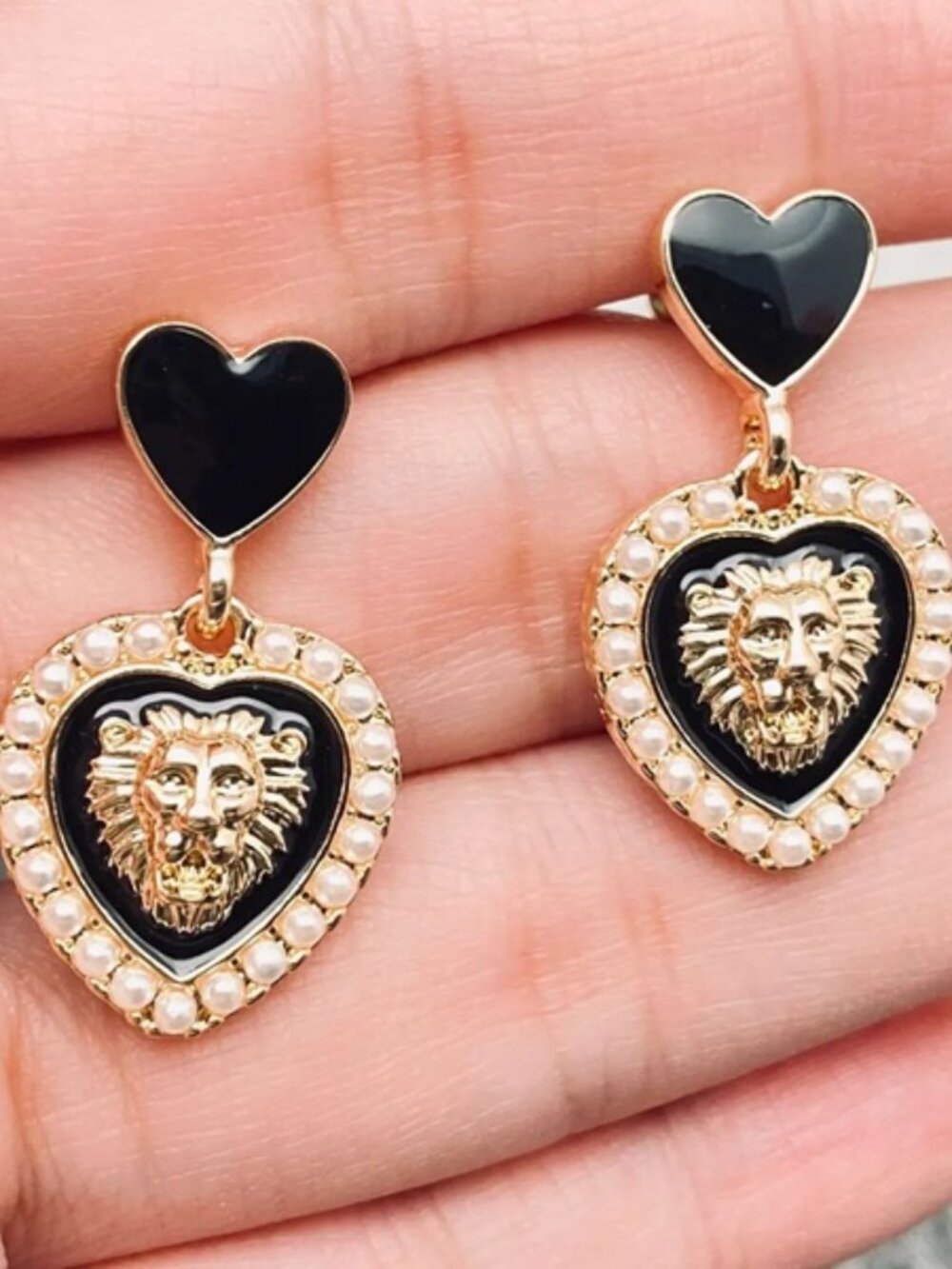 DESIGNER Mod/Contemporary Lion Heart Gold Black Enamel Pearl Drop Earrings**NEW!